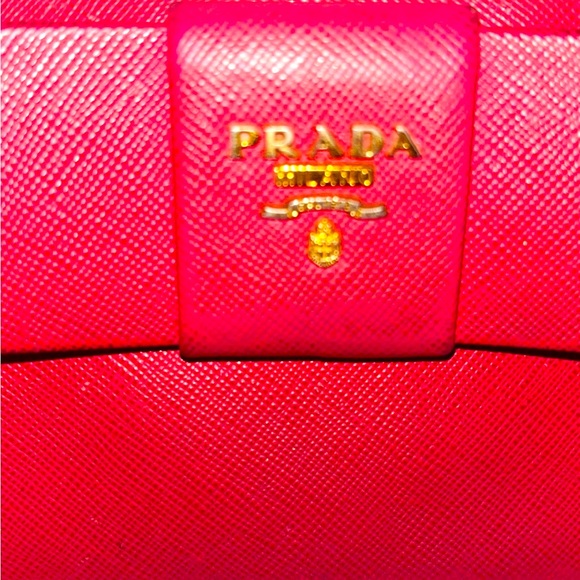 Authentic Prada Safiano Long Pink Wallet. Clean and Pristine! - Picture 7 of 8